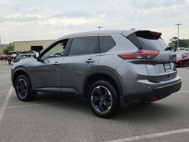 used 2025 Nissan Rogue car, priced at $28,999
