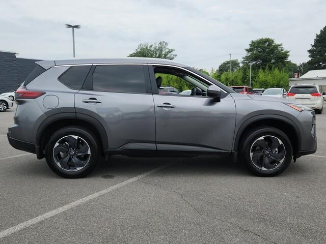 used 2025 Nissan Rogue car, priced at $28,999