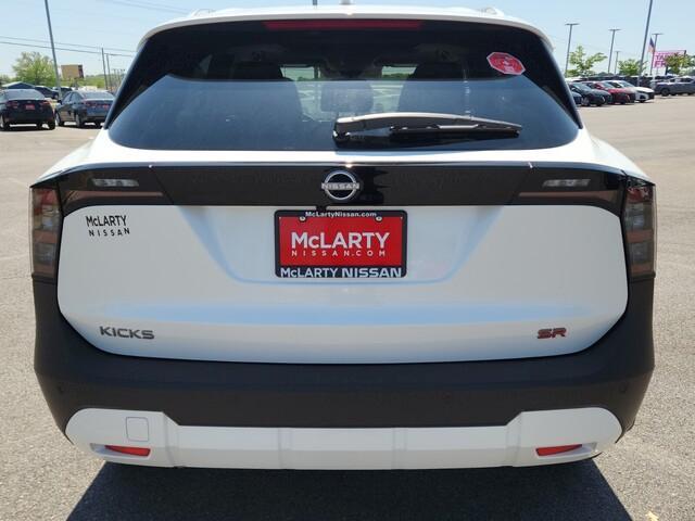 new 2025 Nissan Kicks car, priced at $29,509