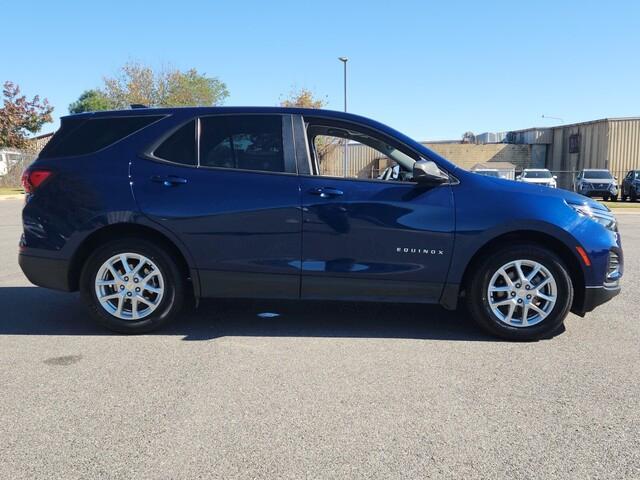 used 2022 Chevrolet Equinox car, priced at $17,154