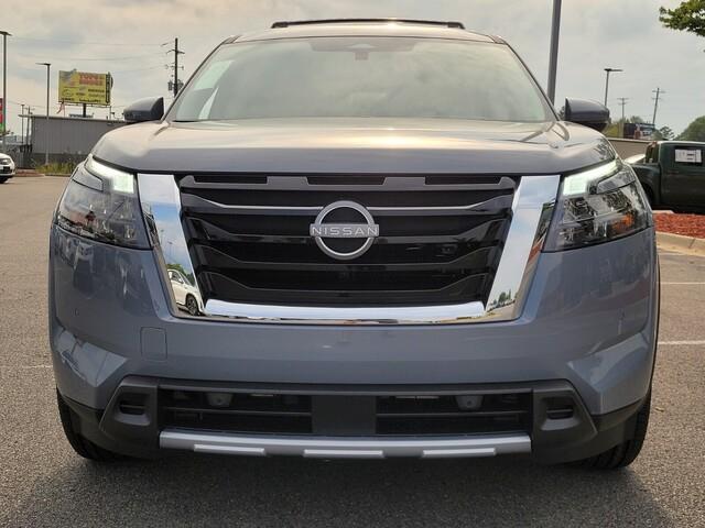 new 2025 Nissan Pathfinder car, priced at $50,228