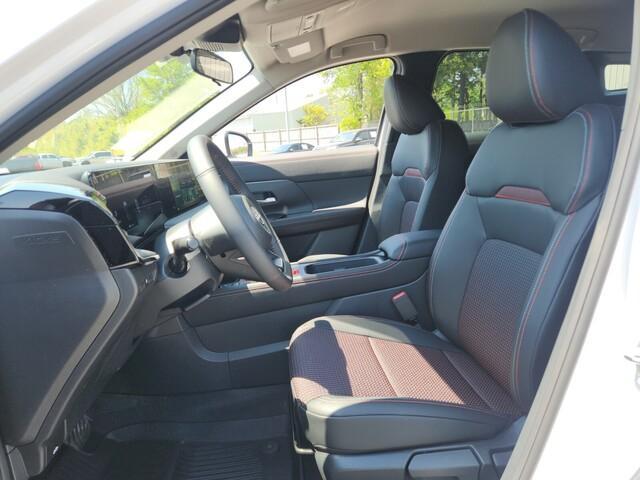 new 2025 Nissan Kicks car, priced at $29,161