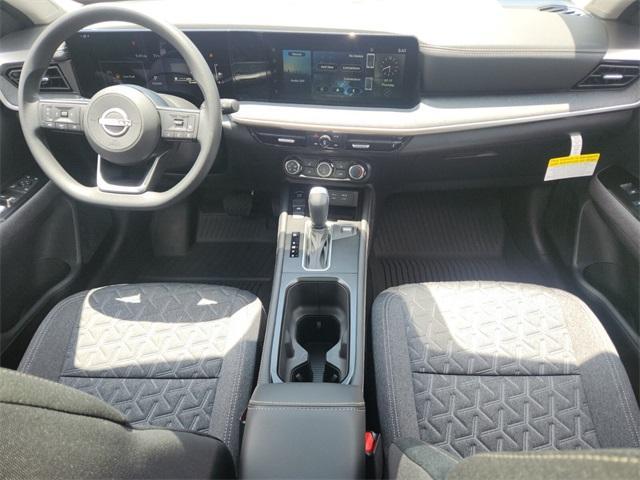 new 2025 Nissan Kicks car, priced at $28,021