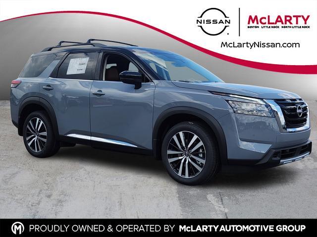 new 2025 Nissan Pathfinder car, priced at $51,672