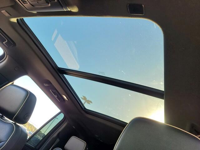 used 2023 GMC Yukon XL car, priced at $43,744