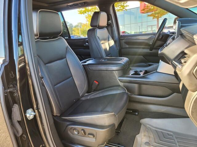 used 2023 GMC Yukon XL car, priced at $43,744