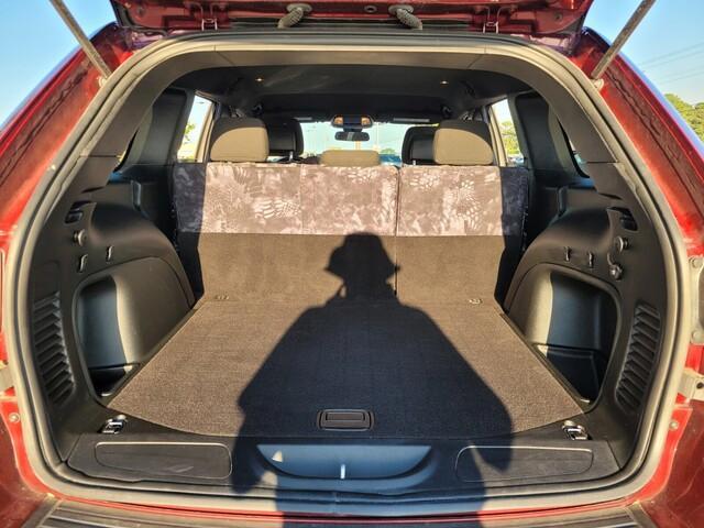 used 2021 Jeep Grand Cherokee car, priced at $16,298