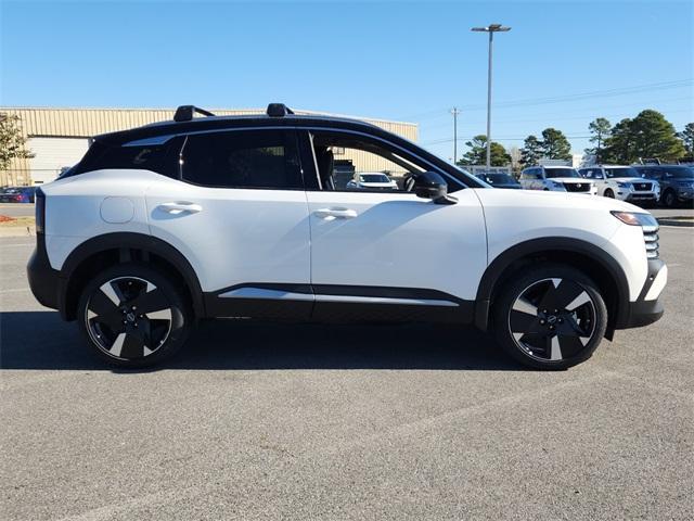 new 2025 Nissan Kicks car, priced at $31,175