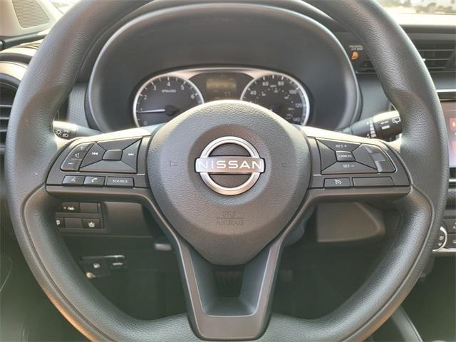 new 2025 Nissan Kicks Play car, priced at $22,044