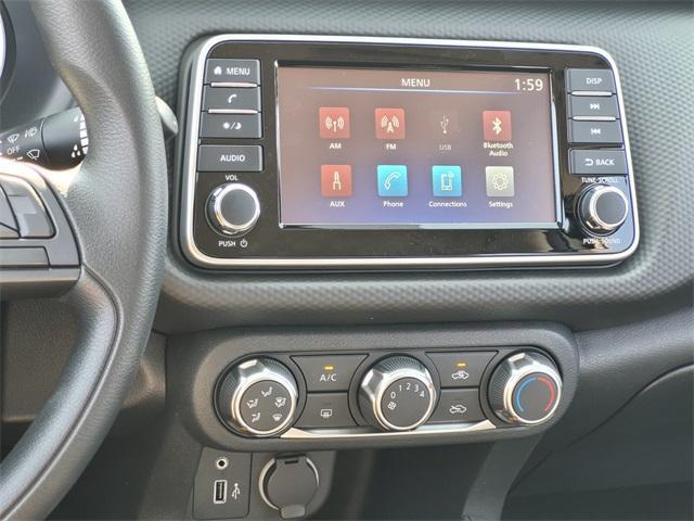 new 2025 Nissan Kicks Play car, priced at $22,044