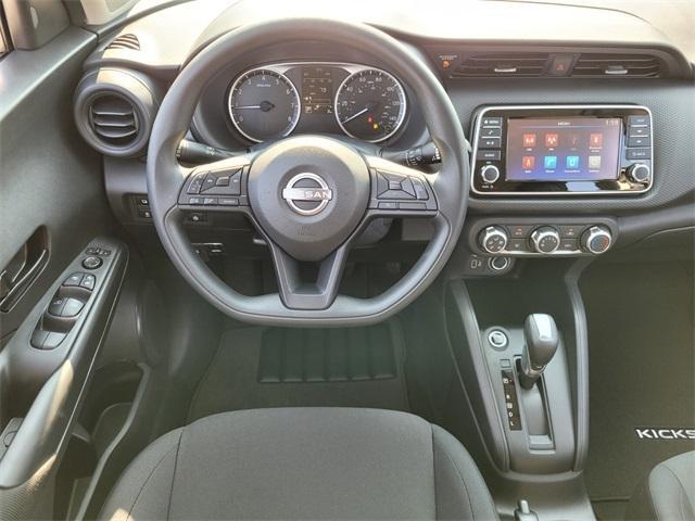new 2025 Nissan Kicks Play car, priced at $22,044