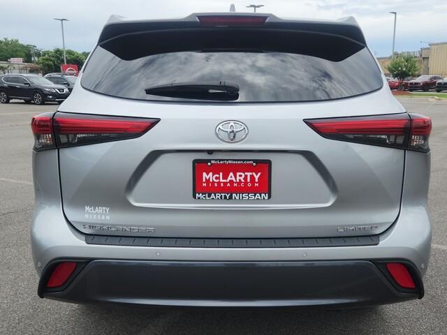 used 2023 Toyota Highlander car, priced at $40,296