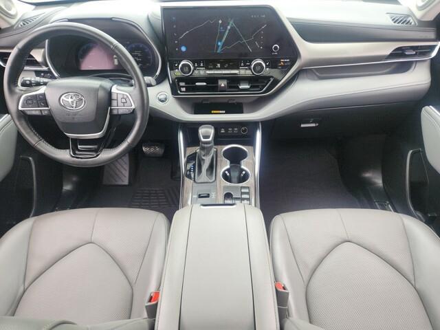 used 2023 Toyota Highlander car, priced at $40,296