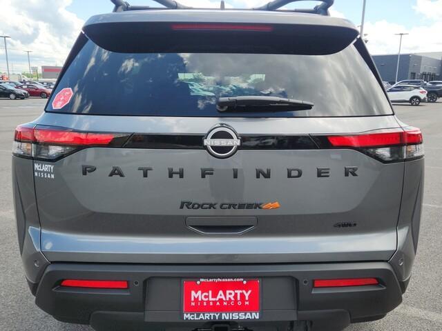 new 2025 Nissan Pathfinder car, priced at $43,862