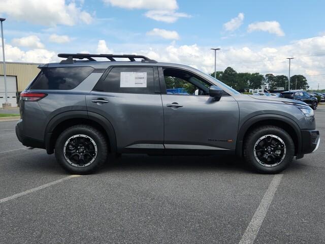 new 2025 Nissan Pathfinder car, priced at $43,862