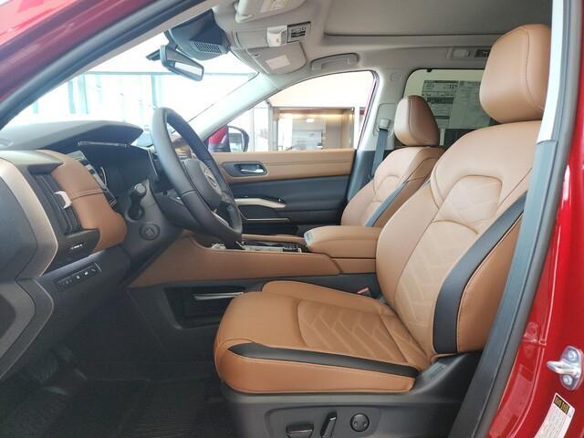 new 2025 Nissan Pathfinder car, priced at $51,179