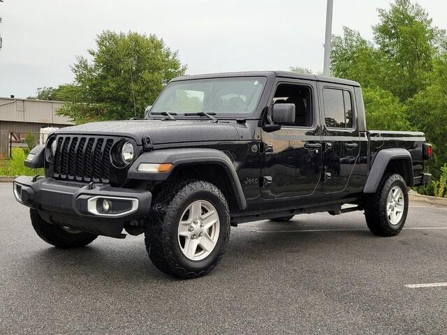 used 2023 Jeep Gladiator car, priced at $25,900