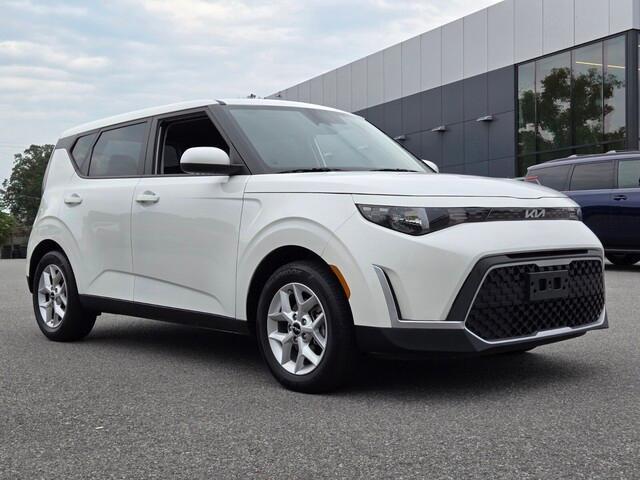 used 2024 Kia Soul car, priced at $18,368