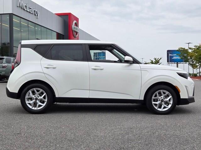 used 2024 Kia Soul car, priced at $18,368