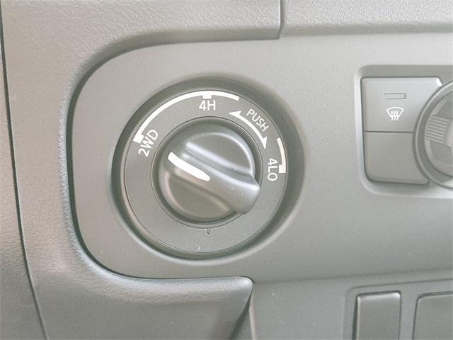 new 2025 Nissan Frontier car, priced at $39,620