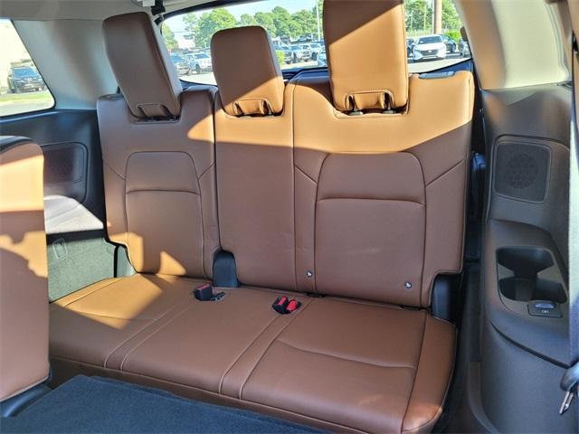 new 2025 Nissan Pathfinder car, priced at $49,222
