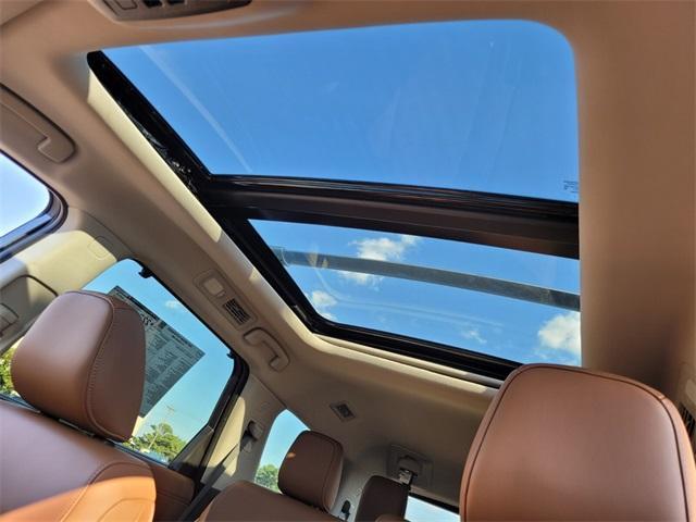 new 2025 Nissan Pathfinder car, priced at $49,222