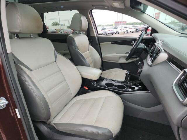 used 2019 Kia Sorento car, priced at $15,998
