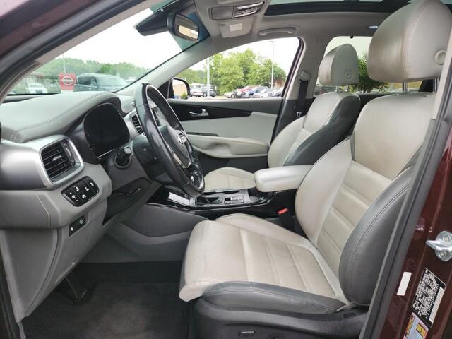 used 2019 Kia Sorento car, priced at $15,998