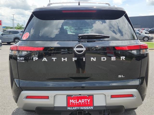 new 2025 Nissan Pathfinder car, priced at $44,075