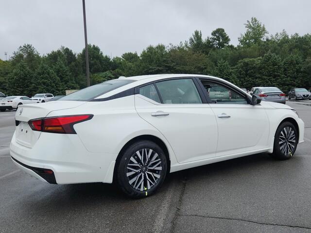 new 2025 Nissan Altima car, priced at $27,980