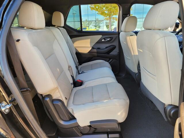 used 2023 Chevrolet Traverse car, priced at $22,425