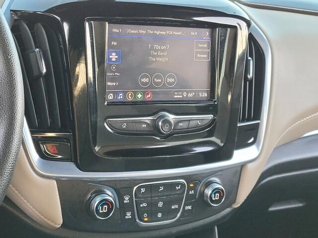 used 2023 Chevrolet Traverse car, priced at $22,425