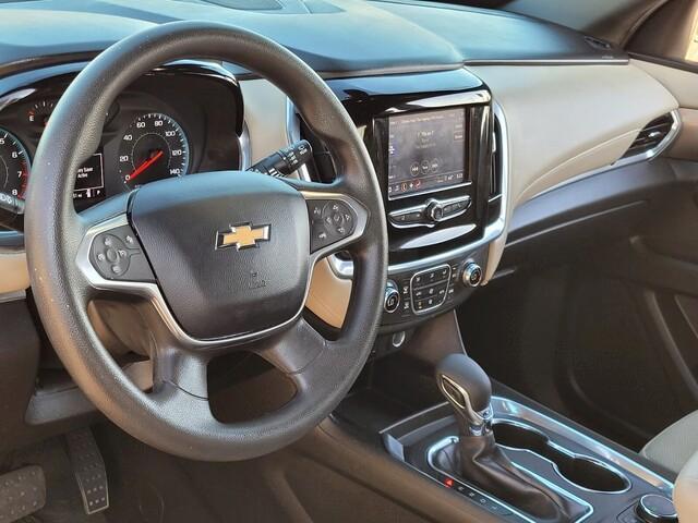 used 2023 Chevrolet Traverse car, priced at $19,494