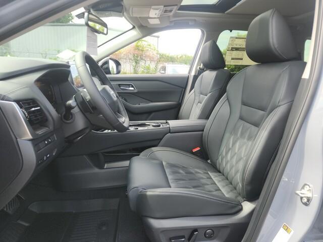 new 2025 Nissan Rogue car, priced at $43,224