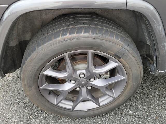 used 2021 Jeep Grand Cherokee car, priced at $23,426