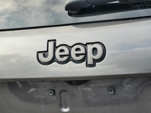 used 2021 Jeep Grand Cherokee car, priced at $23,426