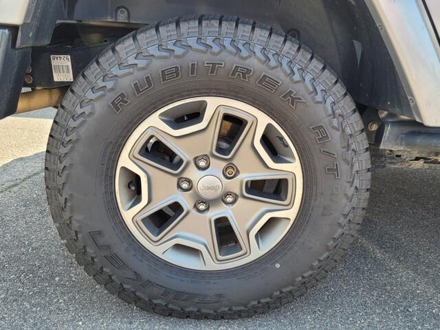used 2014 Jeep Wrangler Unlimited car, priced at $17,998