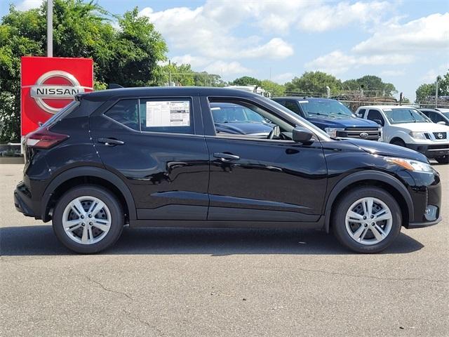 new 2025 Nissan Kicks Play car, priced at $22,992