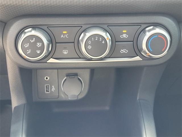 new 2025 Nissan Kicks Play car, priced at $22,992