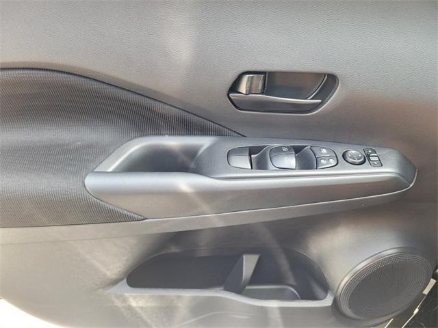 new 2025 Nissan Kicks Play car, priced at $22,992