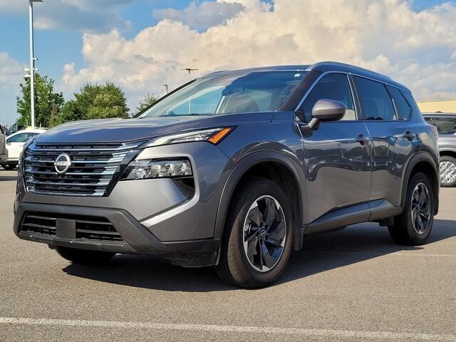 used 2025 Nissan Rogue car, priced at $29,900