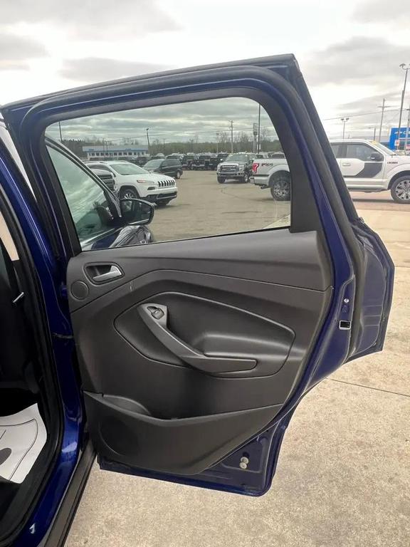 used 2016 Ford Escape car, priced at $5,495