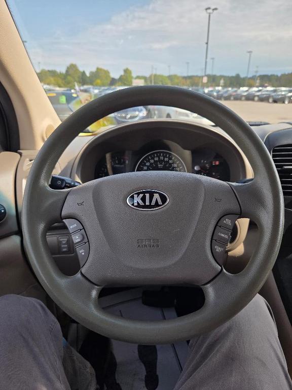 used 2014 Kia Sedona car, priced at $3,495