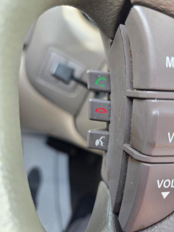 used 2014 Kia Sedona car, priced at $3,495