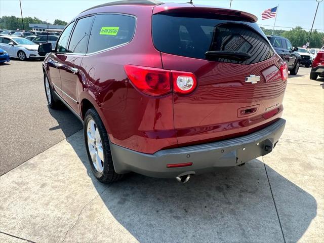 used 2011 Chevrolet Traverse car, priced at $4,995