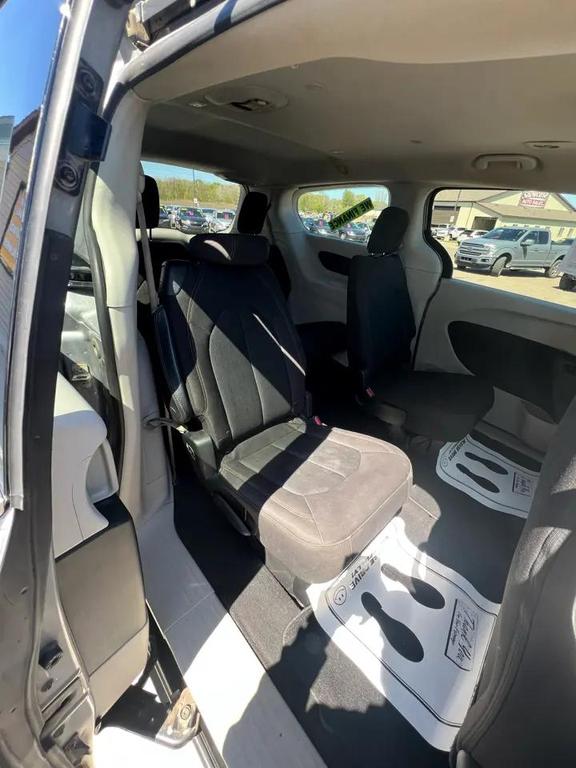 used 2017 Chrysler Pacifica car, priced at $7,995