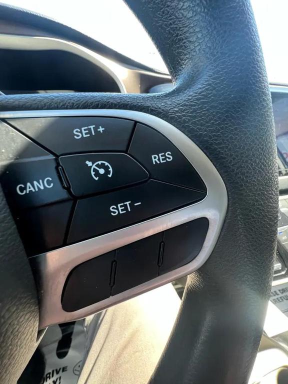 used 2017 Chrysler Pacifica car, priced at $7,995