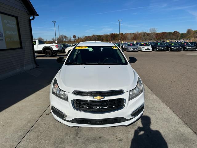 used 2015 Chevrolet Cruze car, priced at $5,495