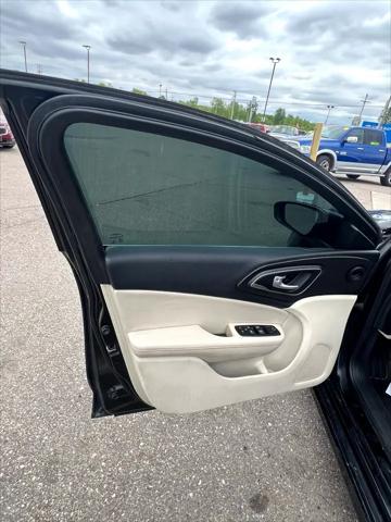 used 2016 Chrysler 200 car, priced at $3,995