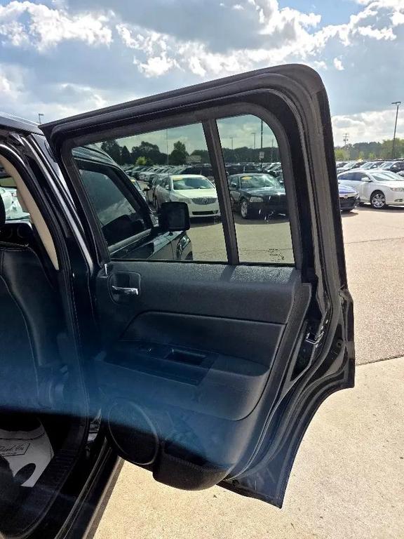 used 2017 Jeep Patriot car, priced at $5,495